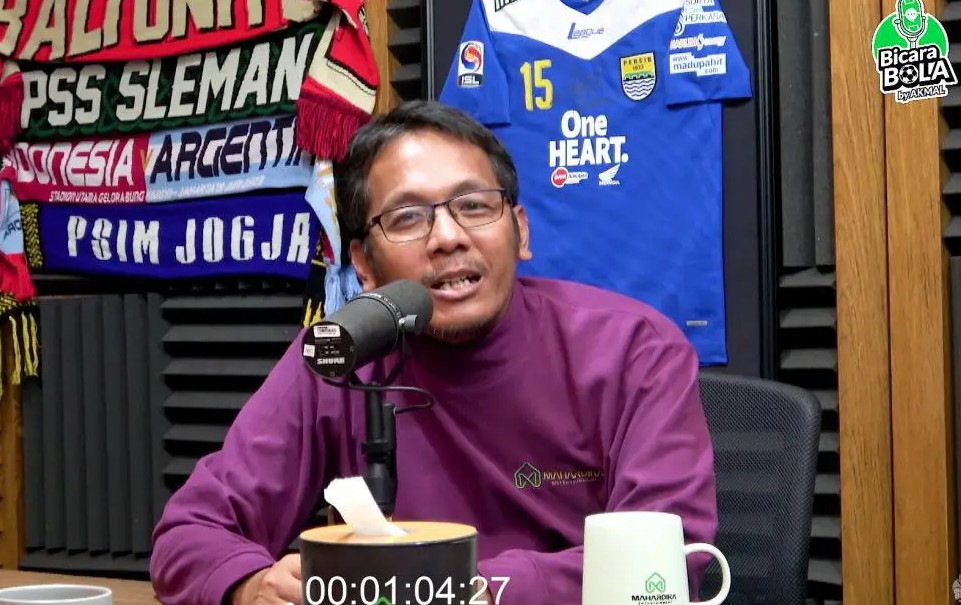 Akmal Marhali (Staf Wolves Tangerang FC)